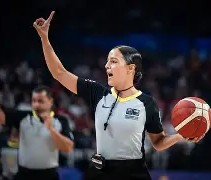 亚博体育平台 -包含今晨芝加哥公牛调整名单以备欧篮联，伤情更新环节打磨，媒体盛赞，更衣室氛围转暖的词条