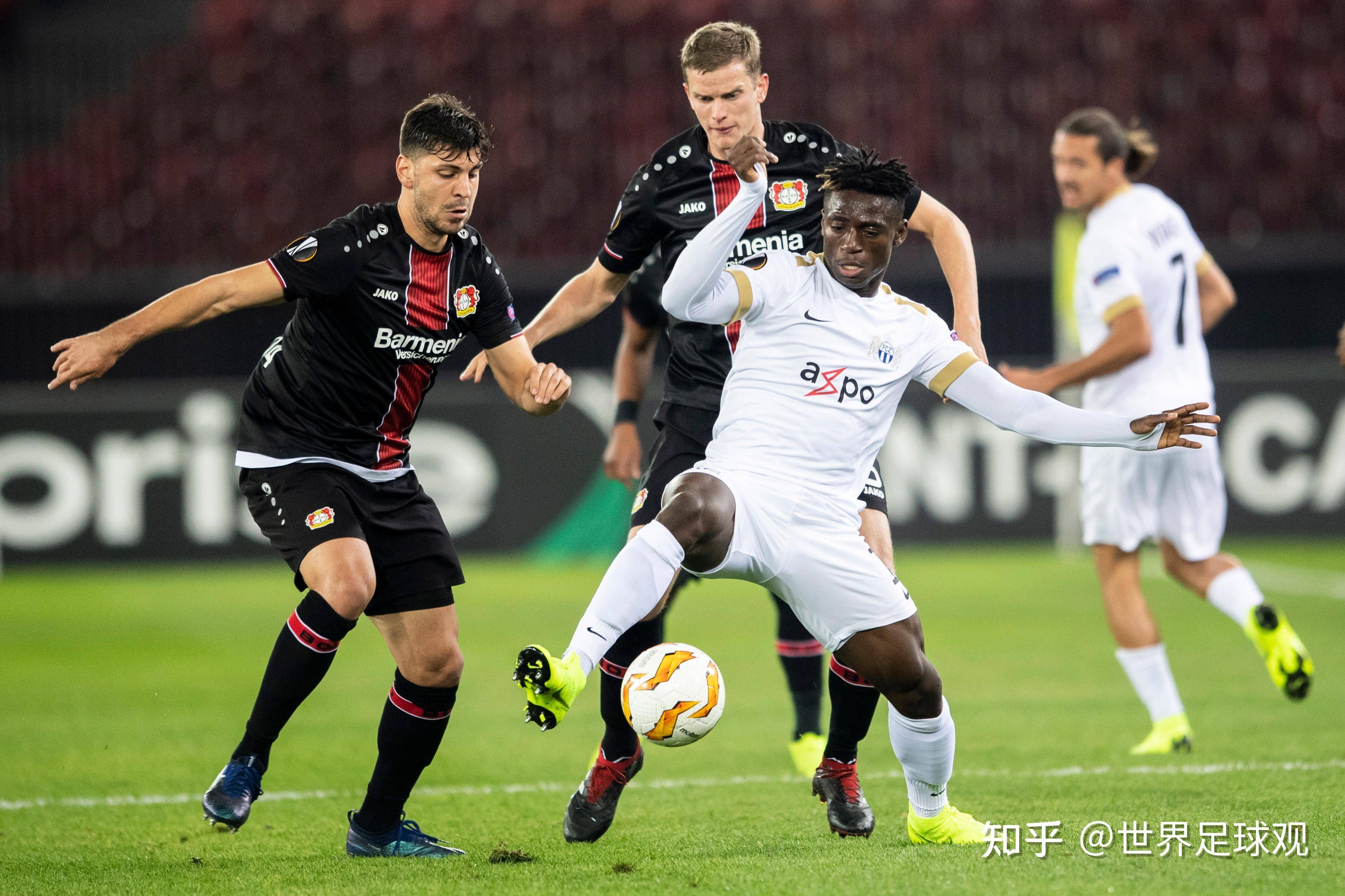 赛后德国杯焦点战，纽约尼克斯绝杀压哨，引发热议，资深球员宣示担当的简单介绍