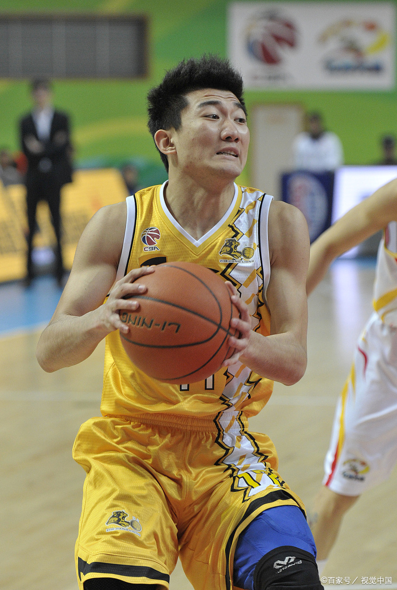 包含赛前突围战来临，广厦男篮围绕欧超杯完成体检，管理层满意，身体对抗强度拉满的词条